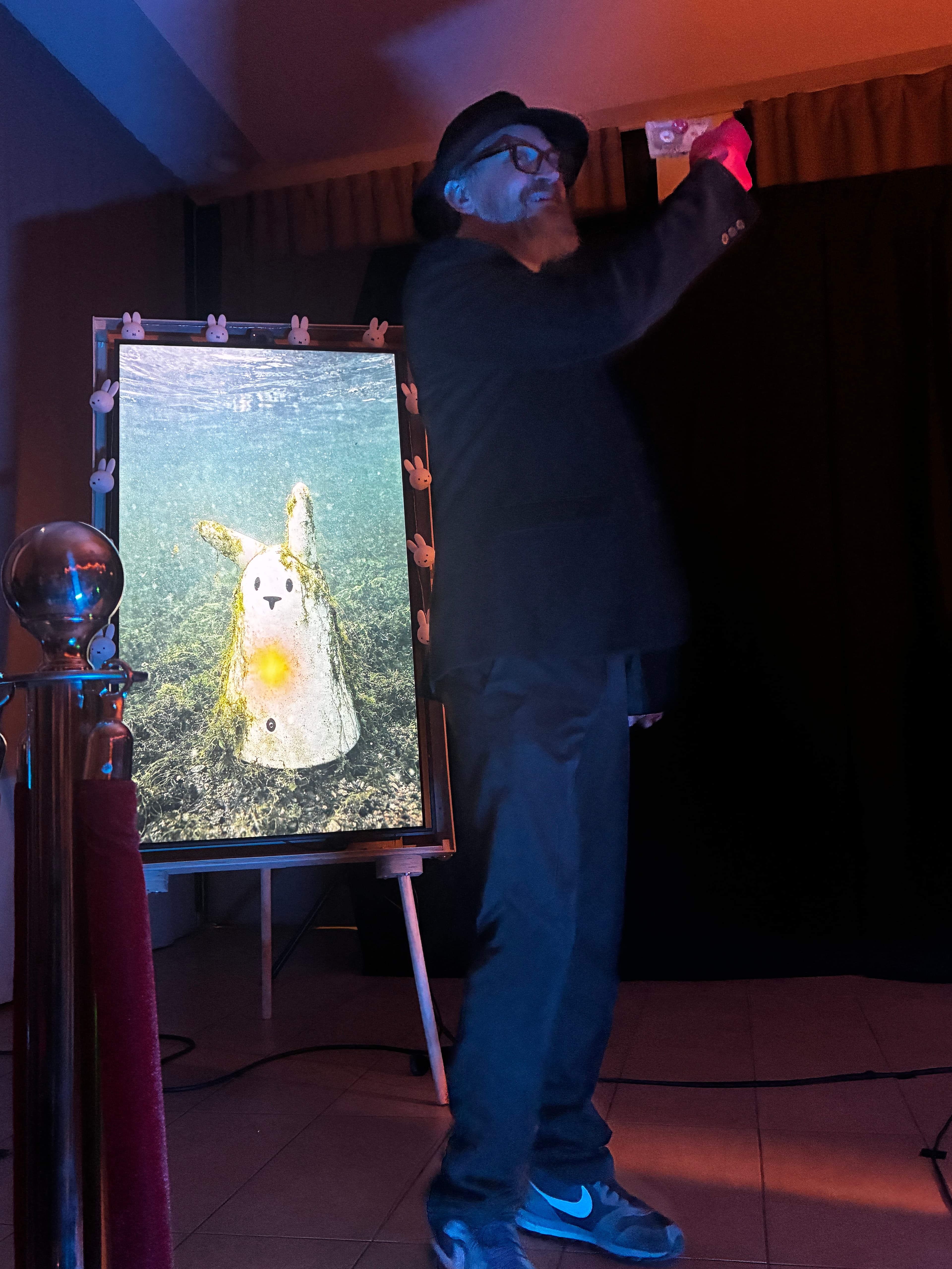 Mon Lap-1 & the useless machines 7