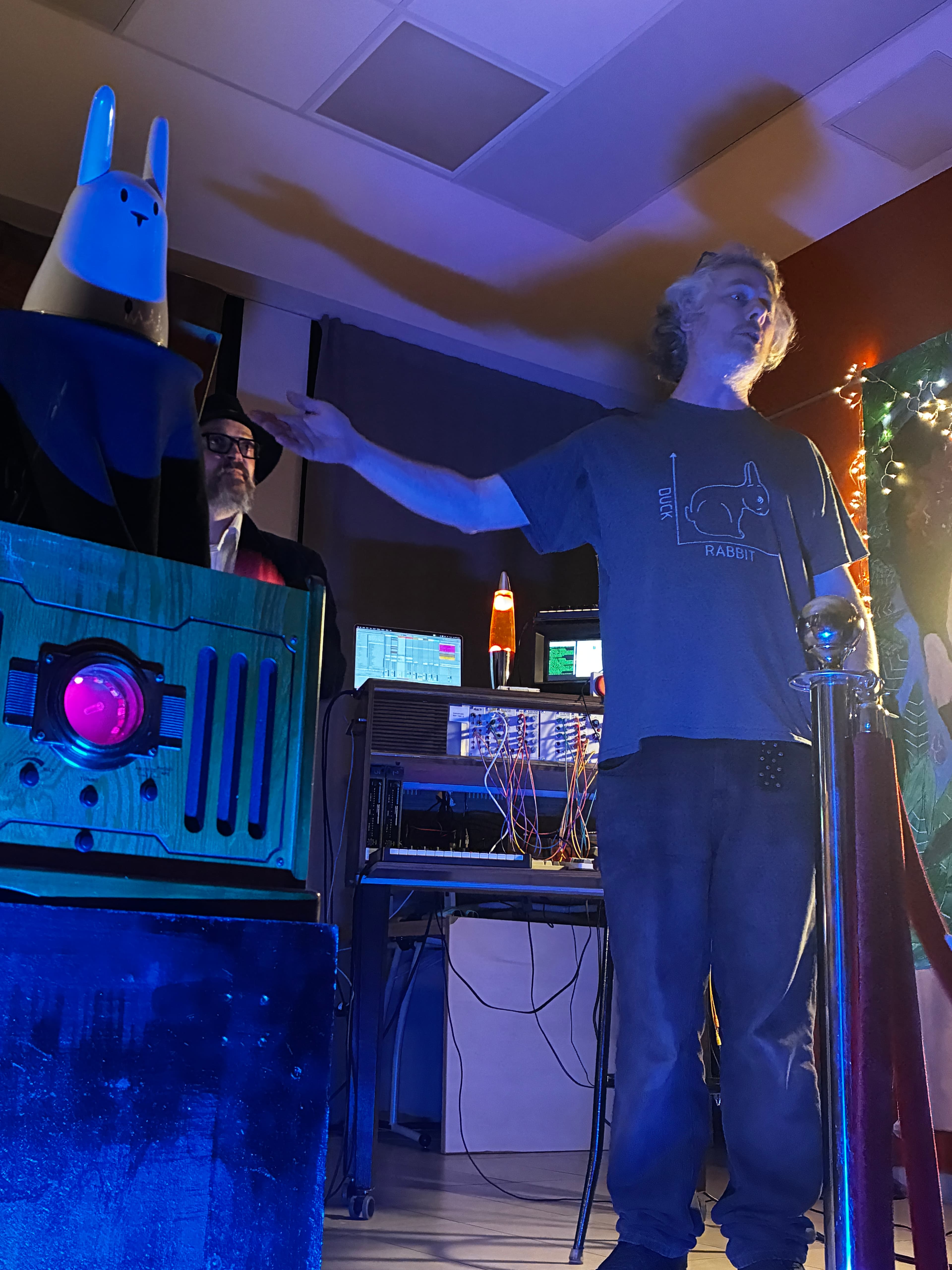 Mon Lap-1 & the useless machines 10